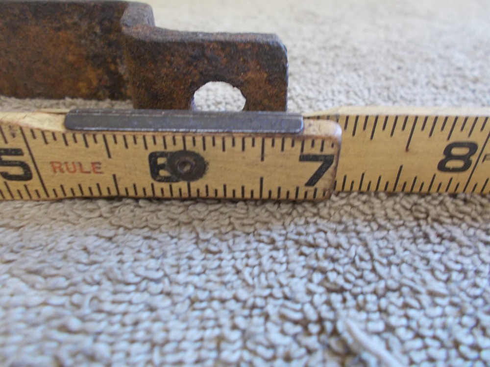 VINTAGE HANDLE CAST IRON DRAWER PULL BARN BLACKSMITH HAND MADE PRIMITIVE