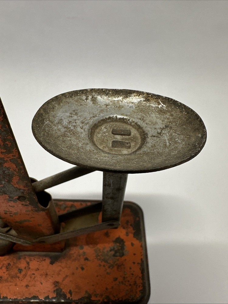 Vintage Balance Egg Scale