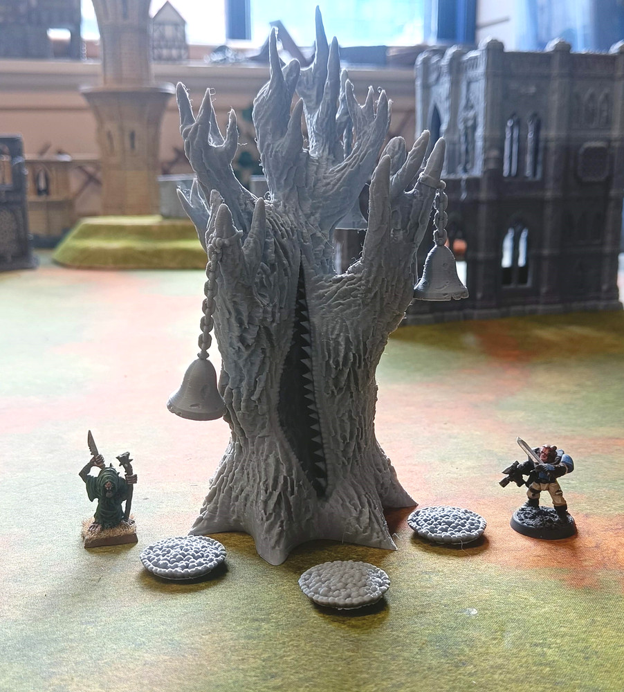 Daemonic Horror Fantasy / Sci-fi Large Possessed Plague Tree