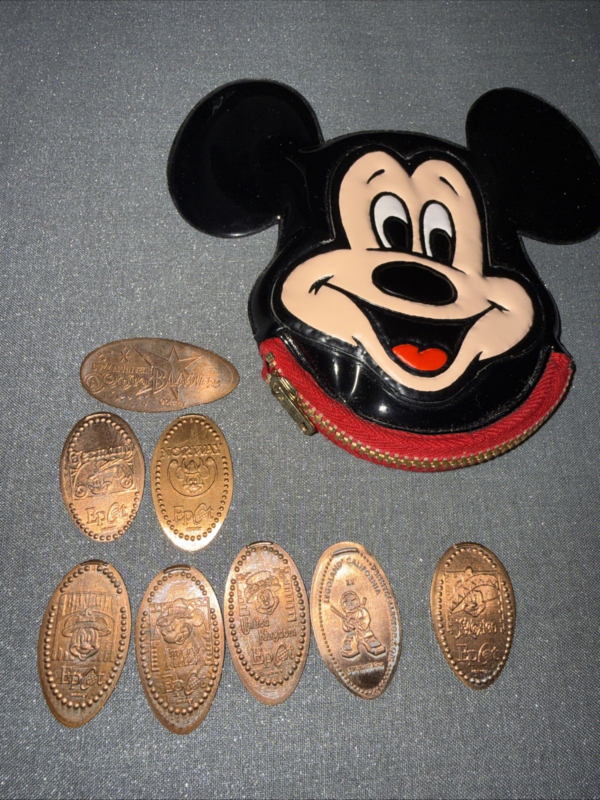 Vintage Walt Disney Production Mickey Mouse Disneyland Coin Purse Squeaker