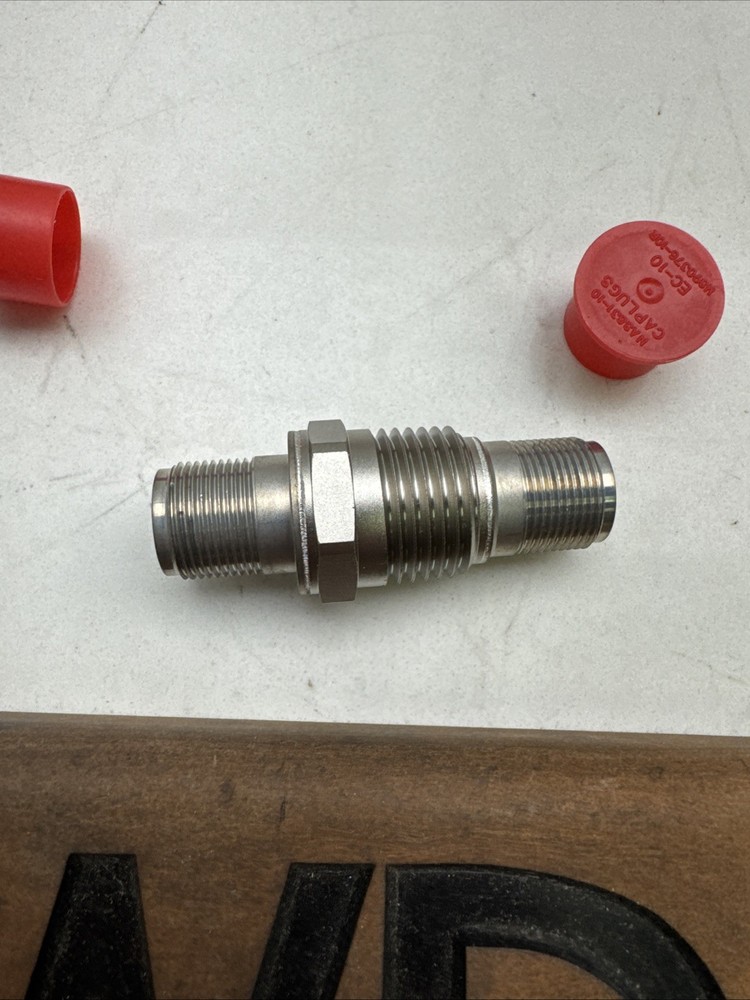 CTC Vibration Bulkhead Feed Through CB903-1A
