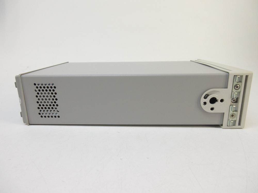 Agilent 34970A Data Acquisition / Data Logger Switch Unit w/ RS232 GPIB, DMM