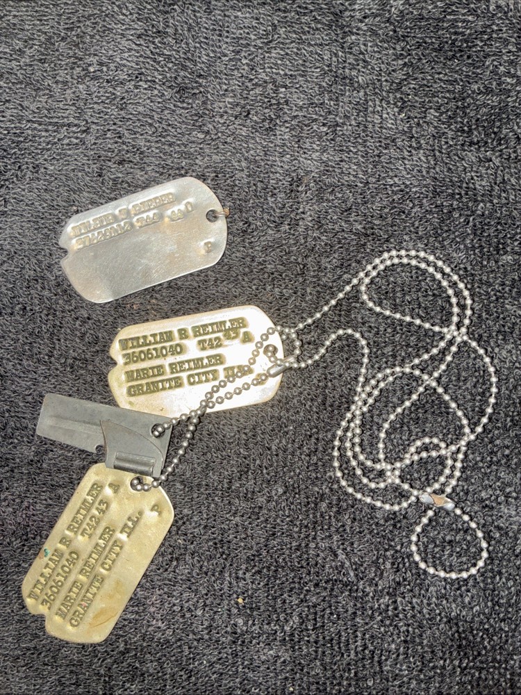 WW2 US ARMY DOG TAGS -TWO BROTHERS-    Lot #219