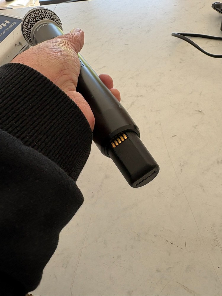 Shure SLXD2 SM58 Wireless Microphone