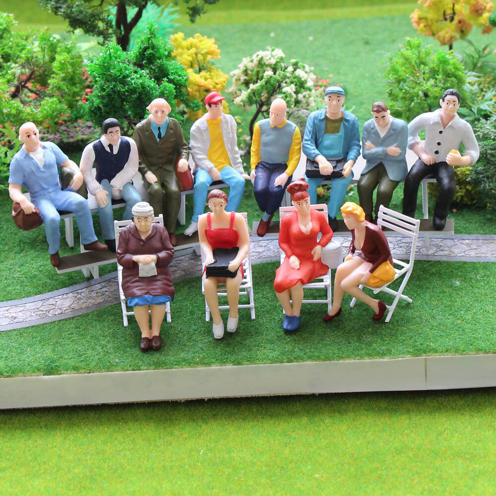 P2509 Model Trains 12pcs G Scale Figures 1:25 Seated People 12 Different Poses