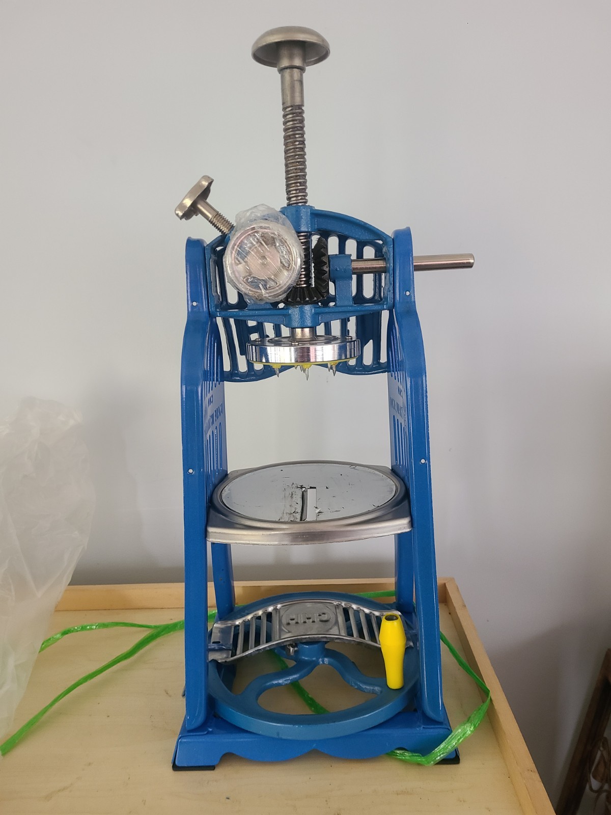 CHH Cast Iron Shave Ice Snow Ice Machine Manual Shaved Snow Cone USA SHIP