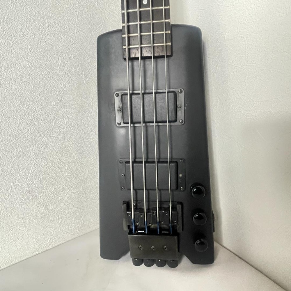 Headless Electric Bass