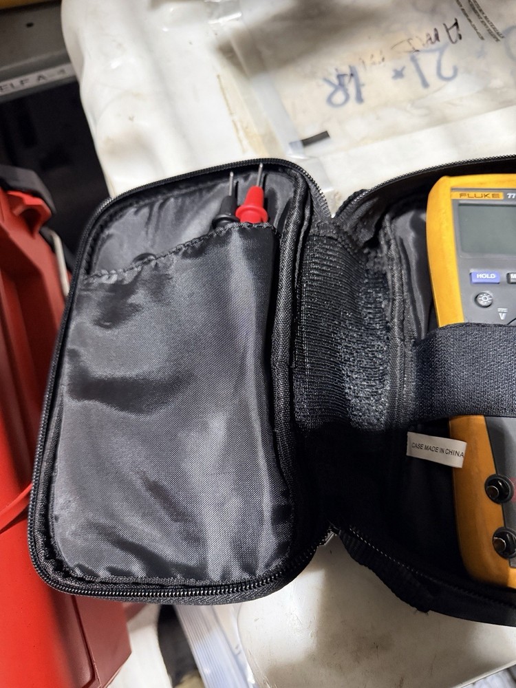 Fluke 77IV Multimeter Process Calibrator with Case, 4pcs,