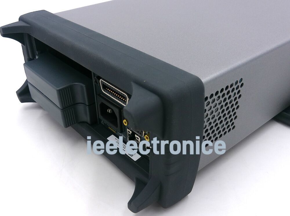 Keysight DAQ973A Data Acquisition System Data Logger R2839..