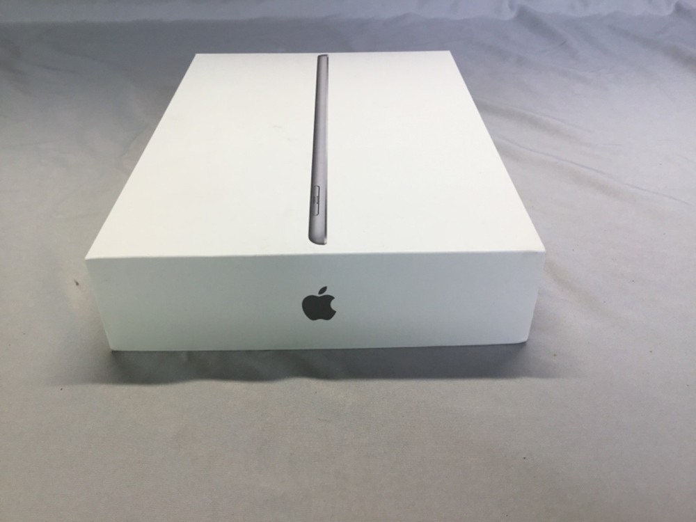 Apple iPad 6Th Generation 32GB Empty Box Only