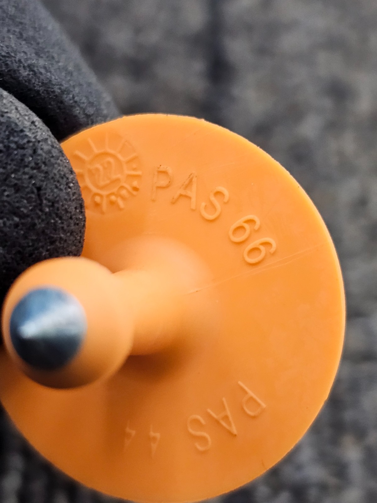 (QTY 75) ALLFLEX 301967: TAG - GLOBAL BUTTON ORANGE