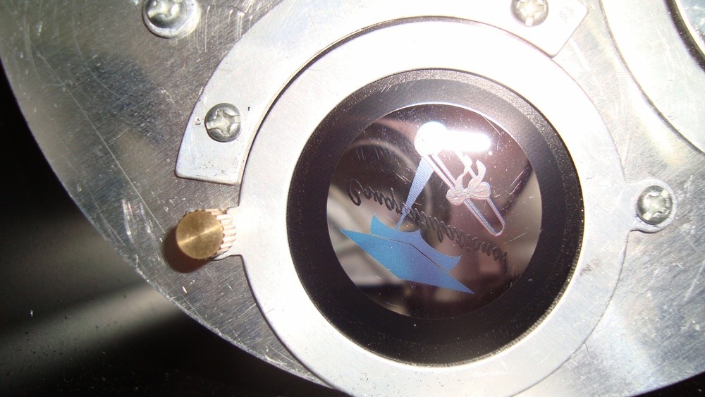 4 image Rotating Projector