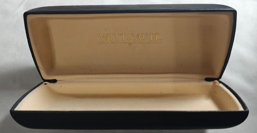 Wittnauer Hard Clamshell Glasses Case- black, some scuffs