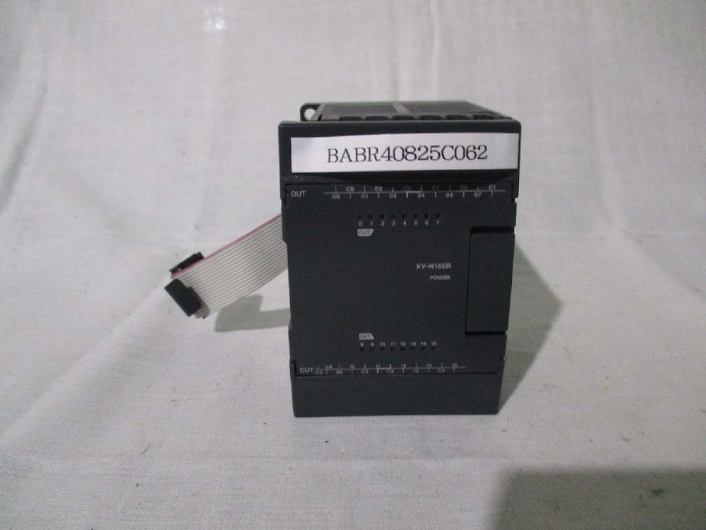 KEYENCE KV-N16ER PLC I/O Module USED