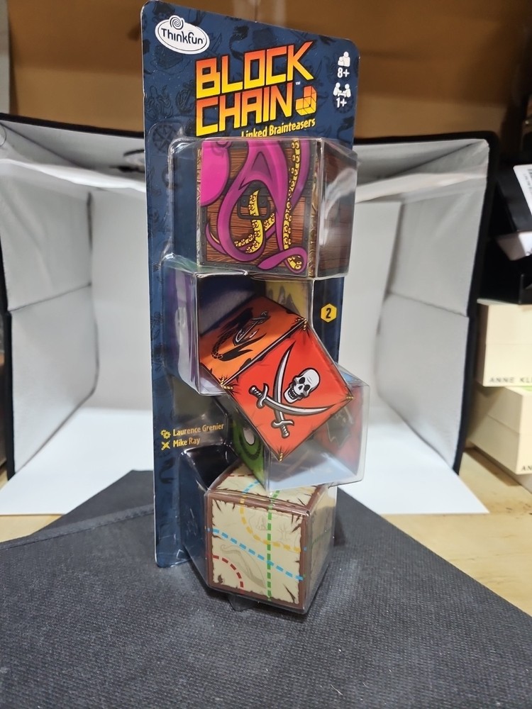 ThinkFun Block Chain Pirates Brainteaser