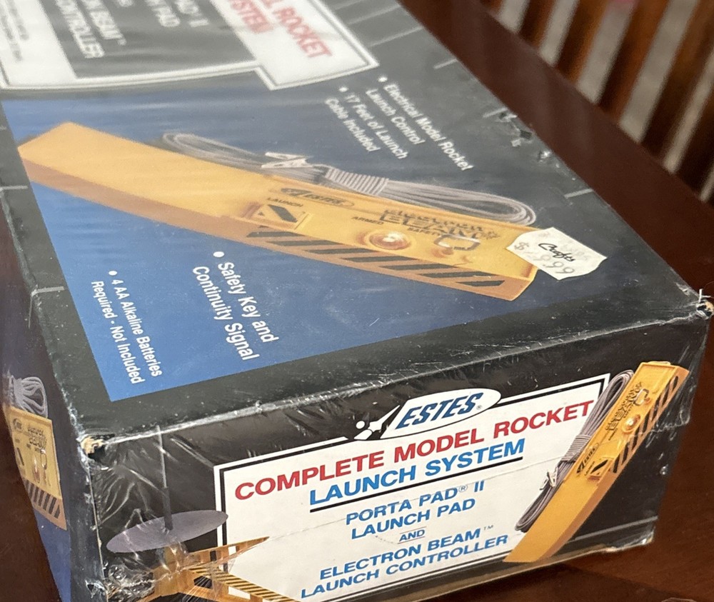 Vintage Estes complete model rocket launch system Sealed New USA pad Controller