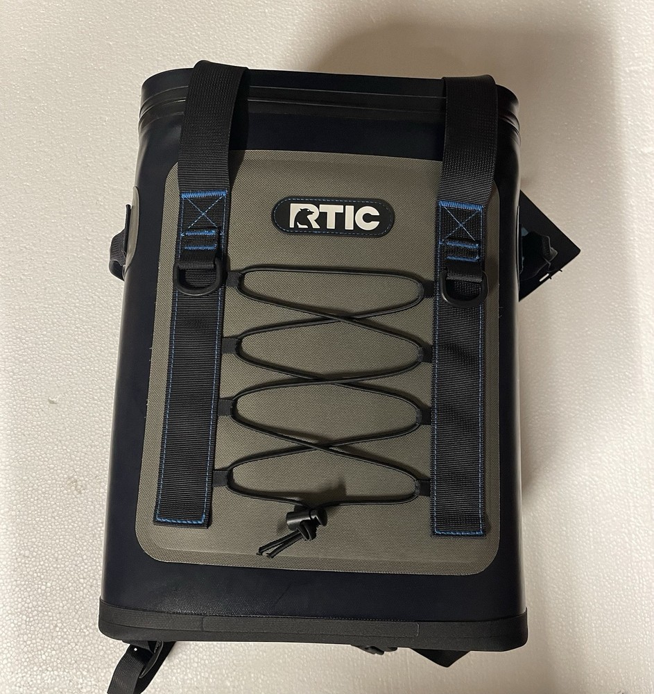 RTIC Backpack 20 Can Cooler