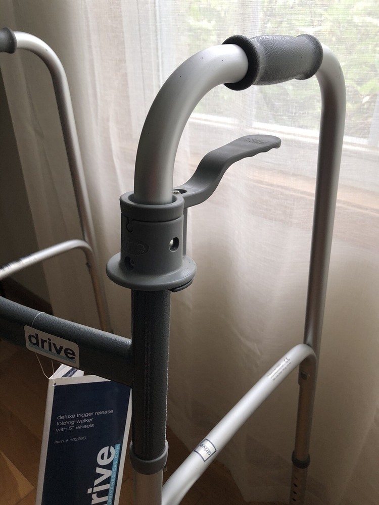 DRIVE DELUXE Trigger Release Folding Walker GRAY 5” Wheels Adjustable Height NWT
