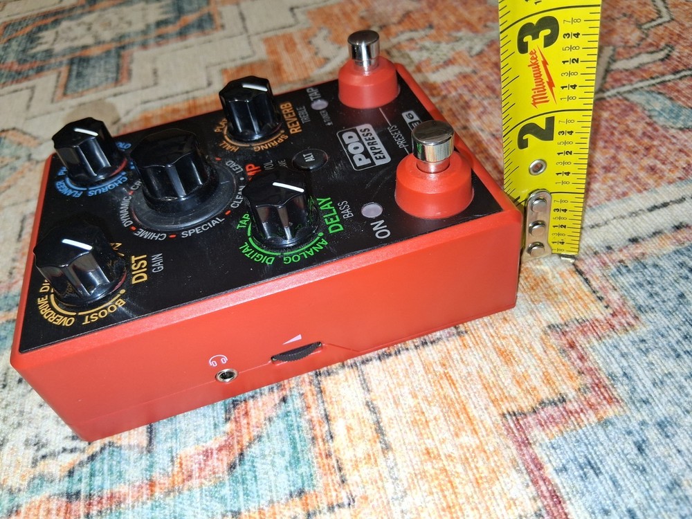 Line 6 POD Express Guitar Effects Processor Red EUC
