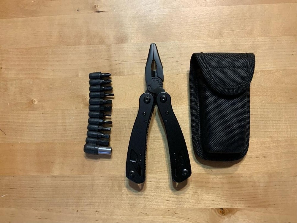 Magnelex MG-MT01 multi-tool pliers with 11 integrated components + 12  extra bit