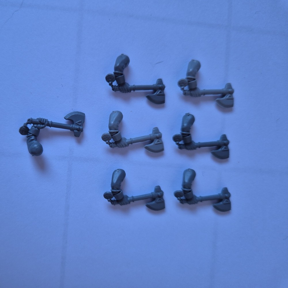 Warhammer Dwarf Warriors Axe x 7
