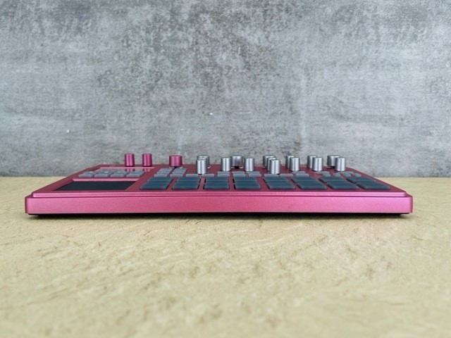 Korg electribe sampler Metallic Red ELECTRIBE2S TESTED w/power cable