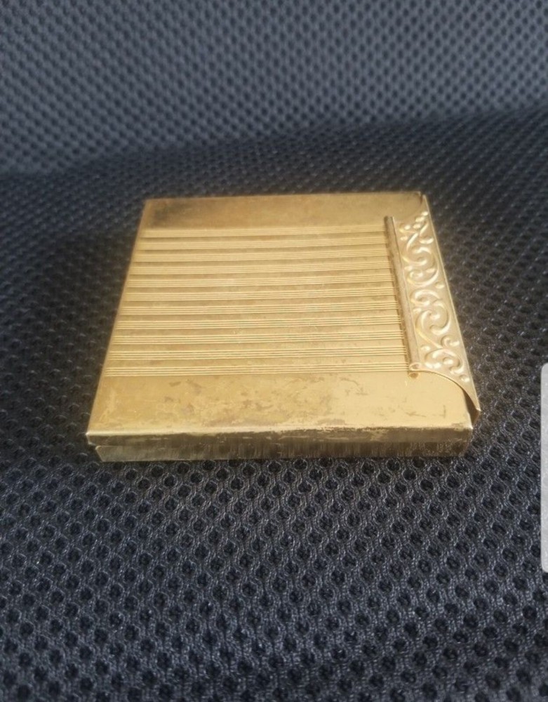 Vintage Powder Cosmetic Case