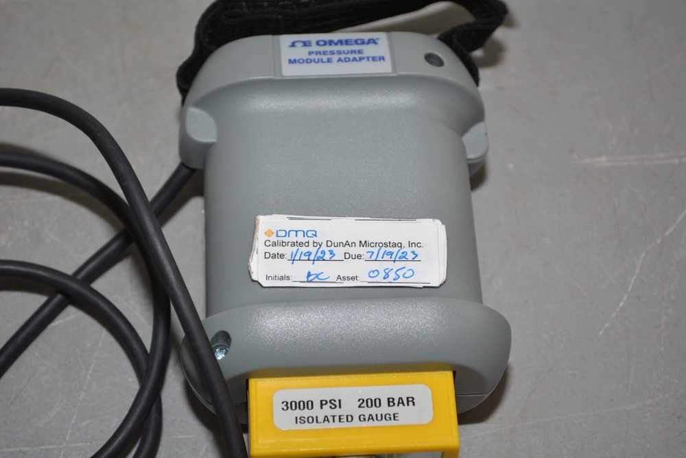 ^ Omega PCL1000 Handheld Multifunction Calibrator W/ Pressure Module Adapter