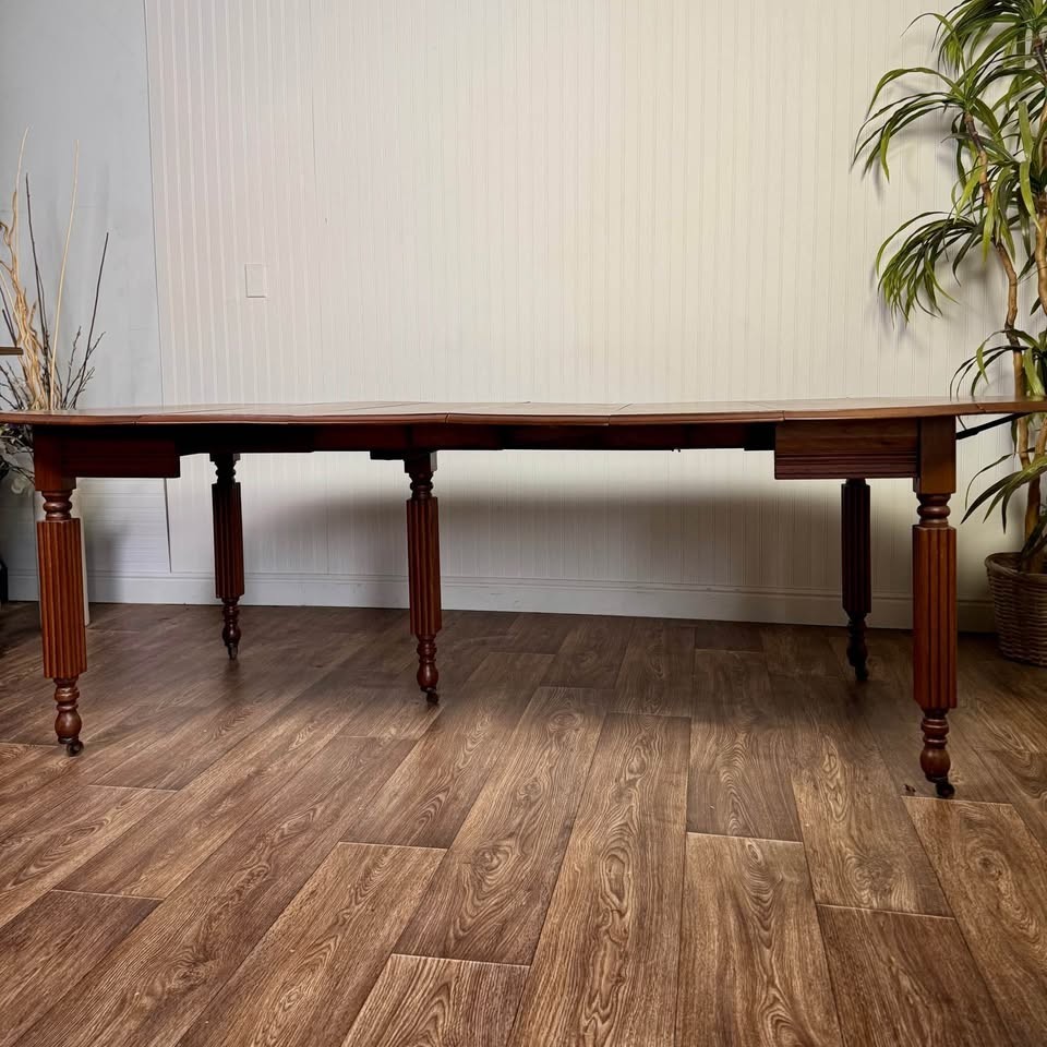 Federal-Style Cherry Extension Drop-Leaf Dining Table - Seats 8–10