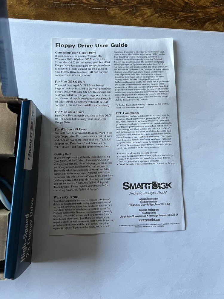 SmartDisk External USB Powered Floppy Disk Drive Titanium Edition Windows or Mac