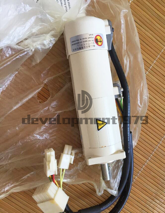 One New Panasonic Servo Motor MSM012P1F