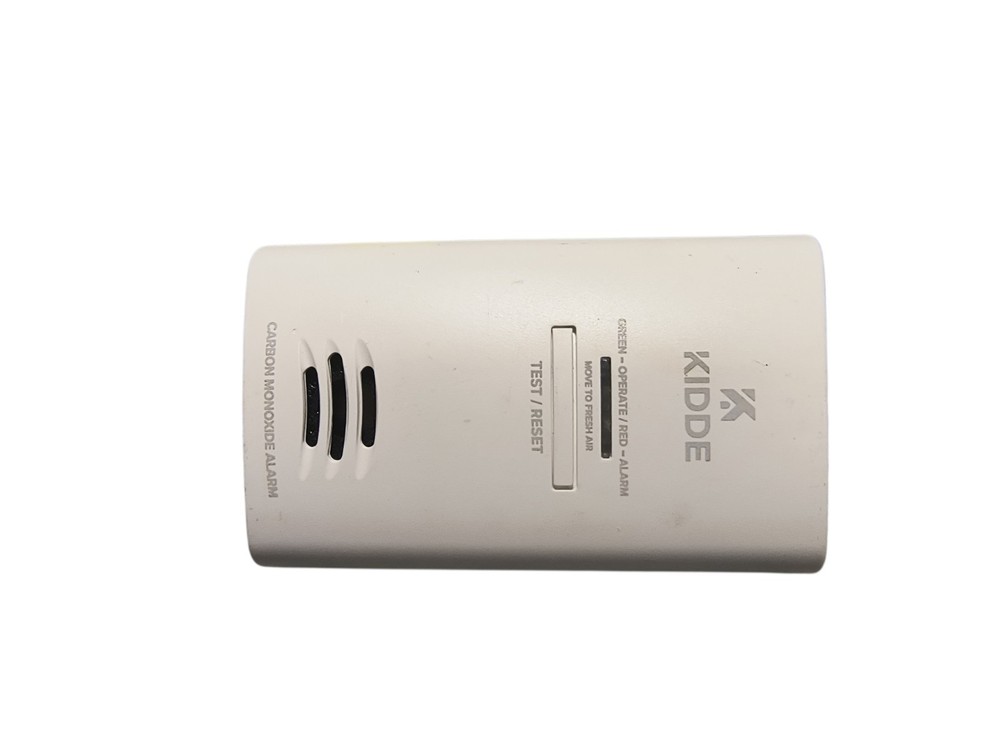 Kidde Carbon Monoxide Detector, Plug in Wall with AA Battery Backup, Test-Hush