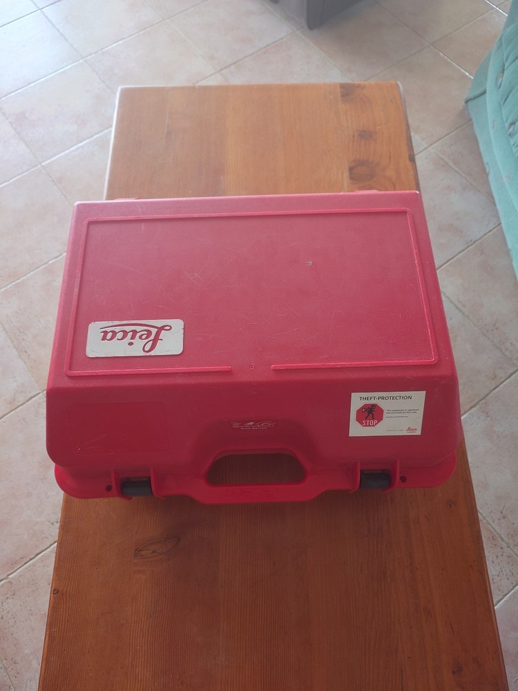 Leica GS15 GNSS and CS15 Field Controller