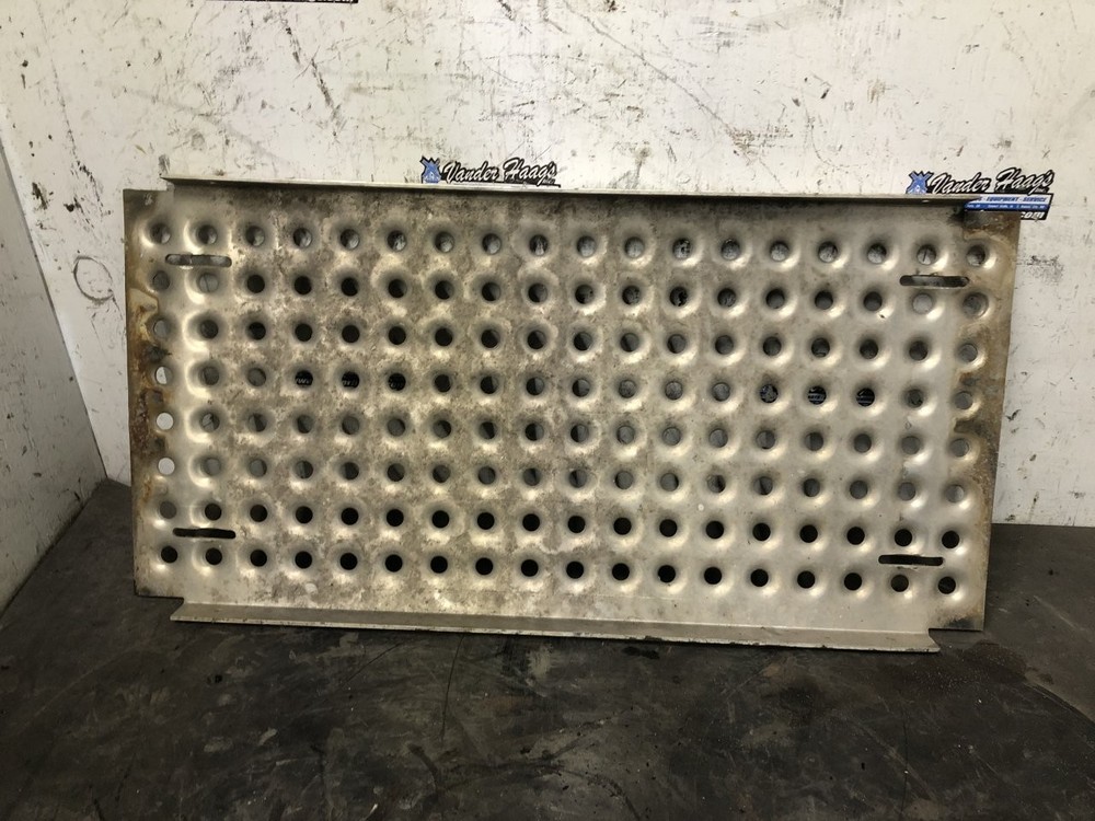 White WG 15 x 30 Deckplate - Used