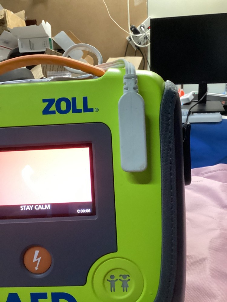 Zoll AED 3 Defibrillator Automatic
