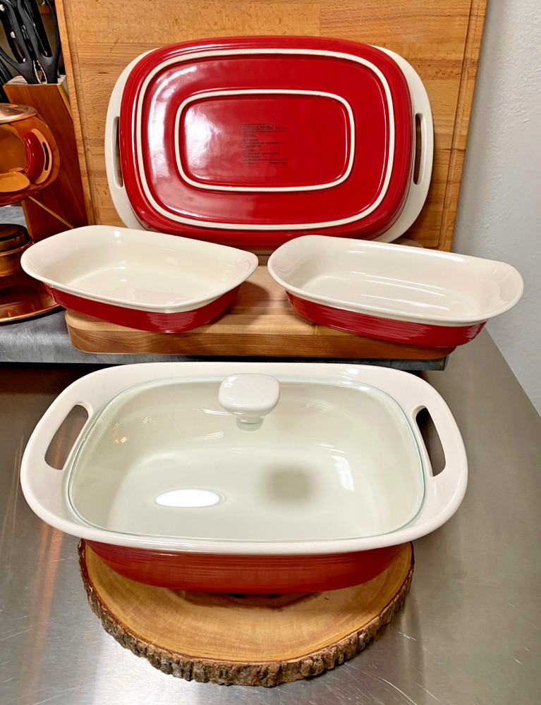 Red CorningWare Etch Casserole Baking Dishes Set EUC