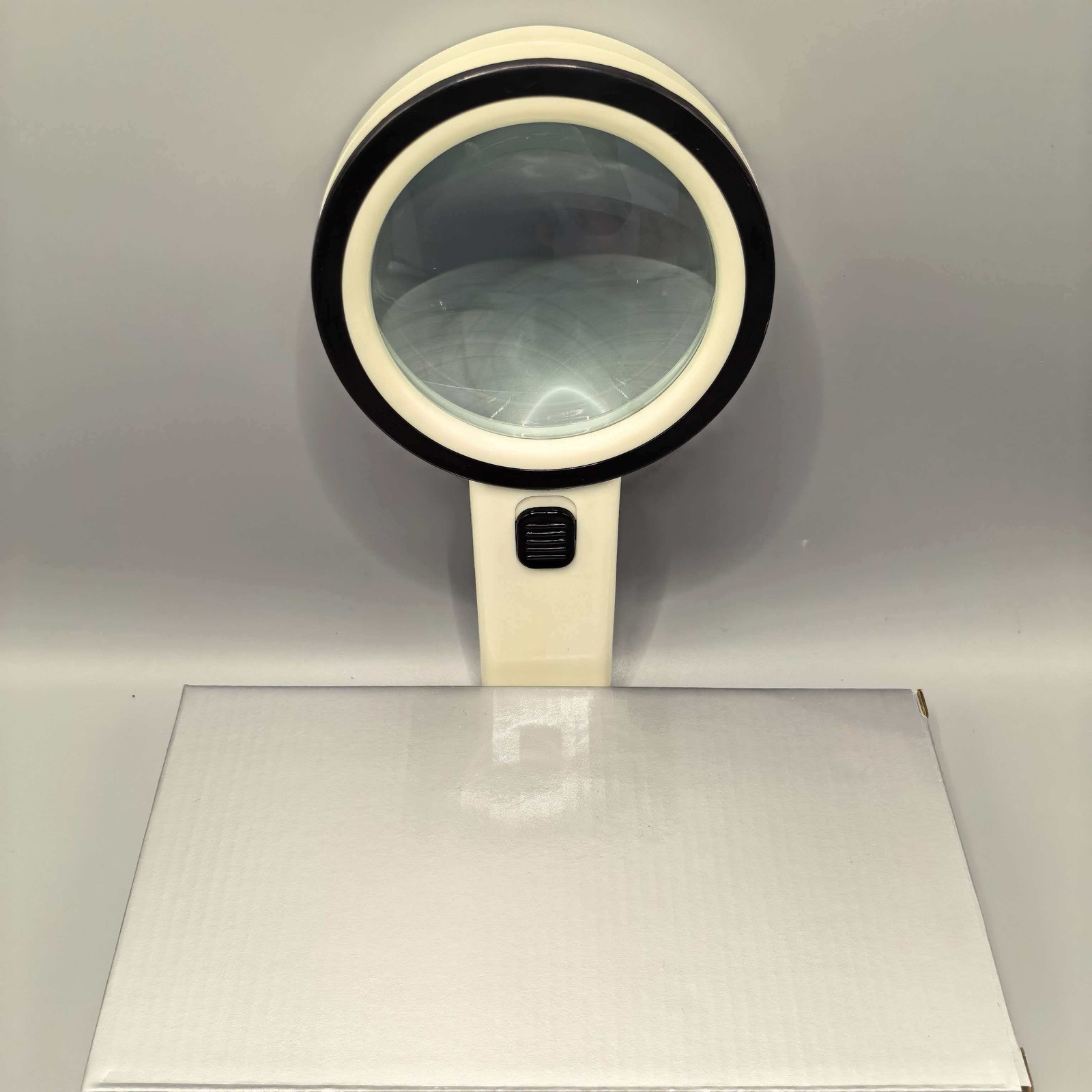 30X Jumbo Handheld Magnifying Glass w/ 12 Bright LED Light Illuminated Magnifier