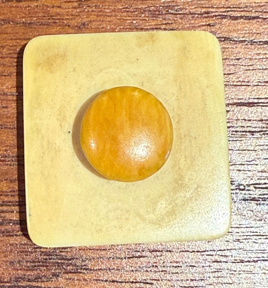 Rare Japanese Engraved Bone Buttons. Edo? or ? signed