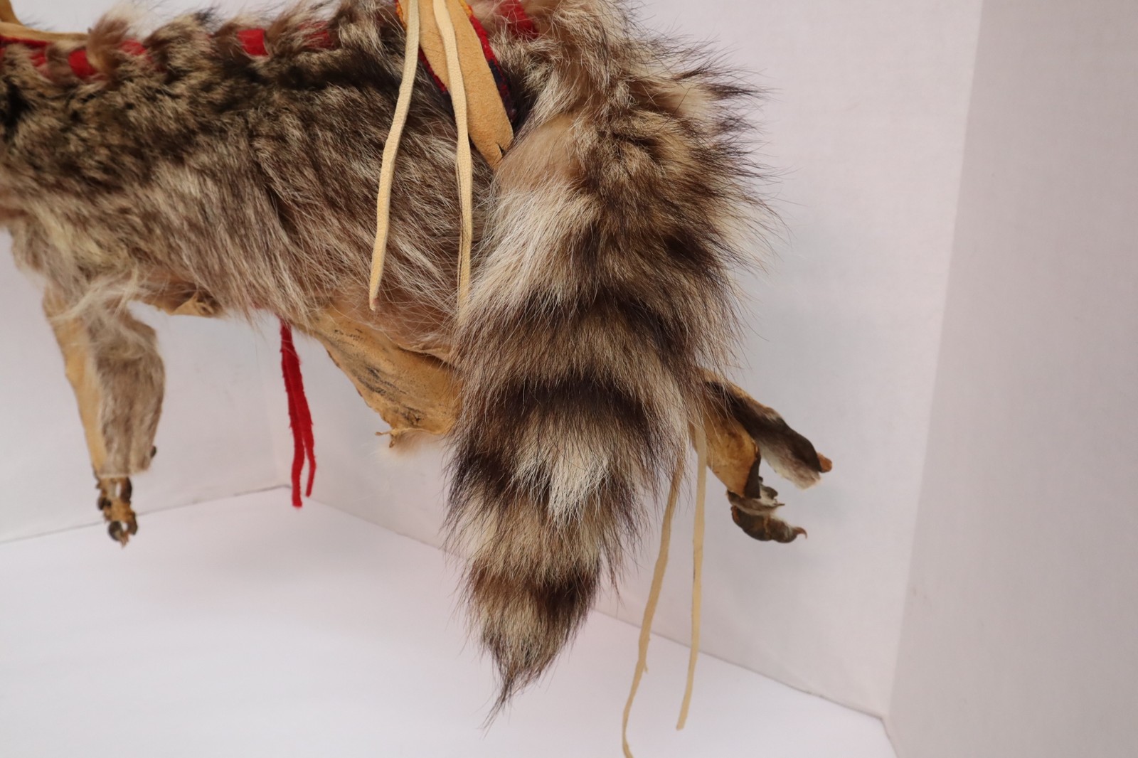 NATIVE AMERICAN INDIAN INNER Badger HIDE LEATHER POUCH BAG PLAINS