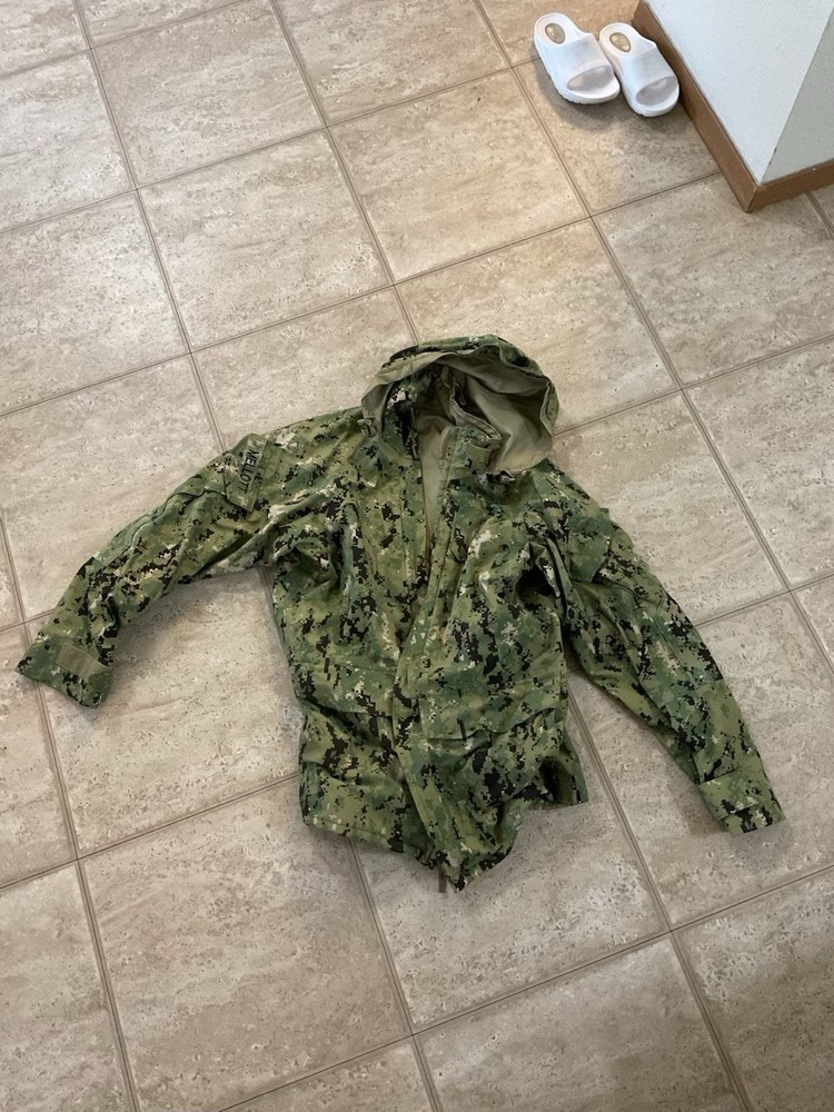 NWU Type III Parka Medium Long