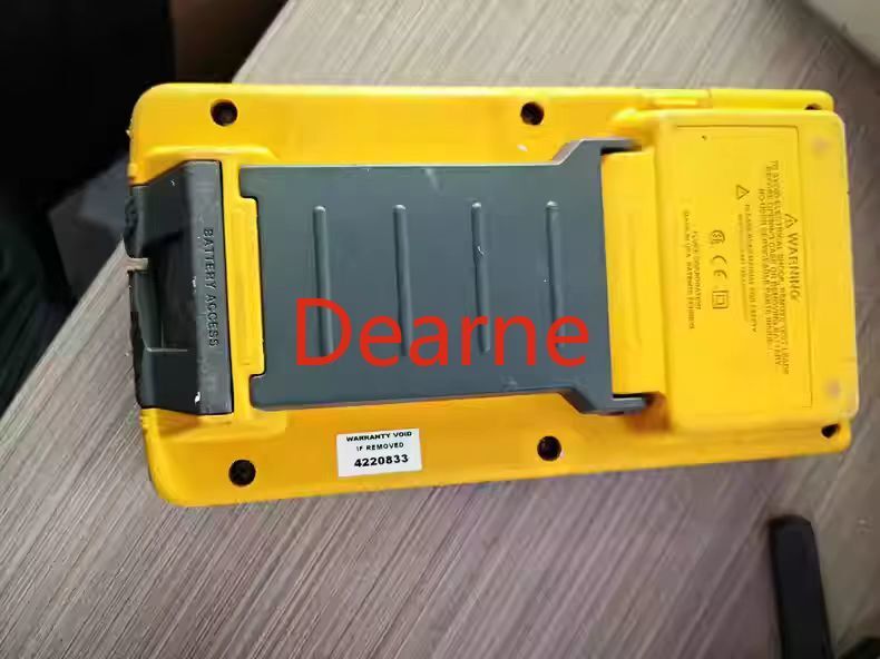 Fluke 743B Documenting Process Calibrator