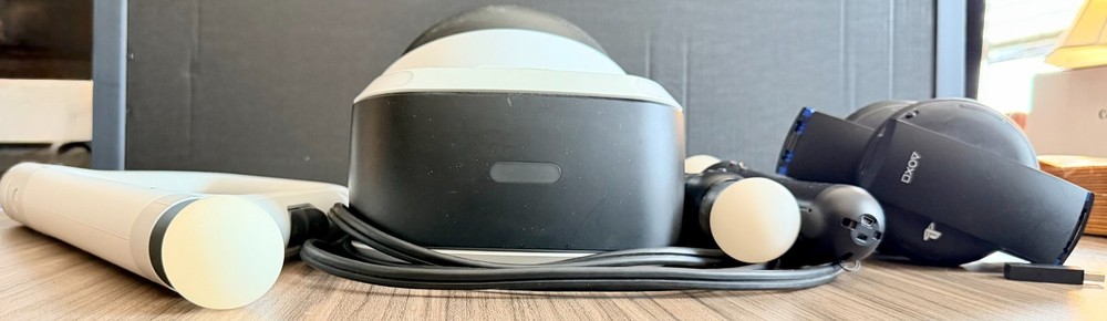 PlayStation VR Bundle PSVR + Move Controllers + Aim Controller + Headset