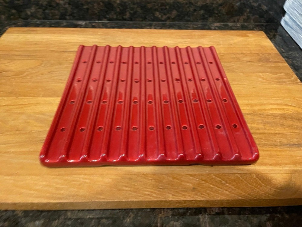 Temptations Old World red large trivet