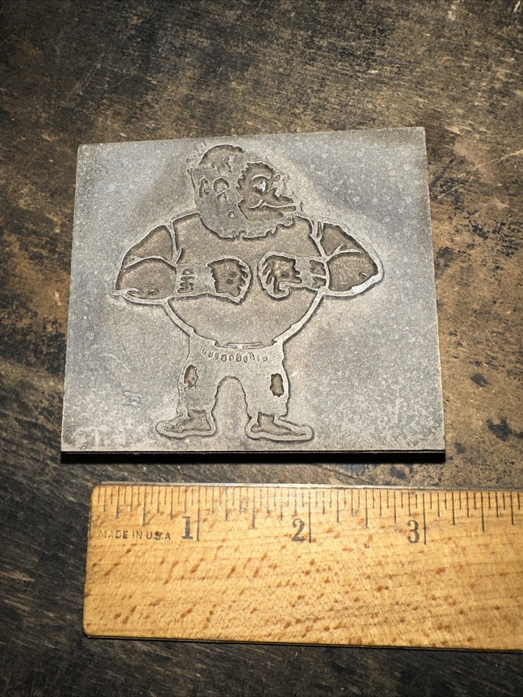 Print Block ( Large Gorilla) Dressed in Pants
