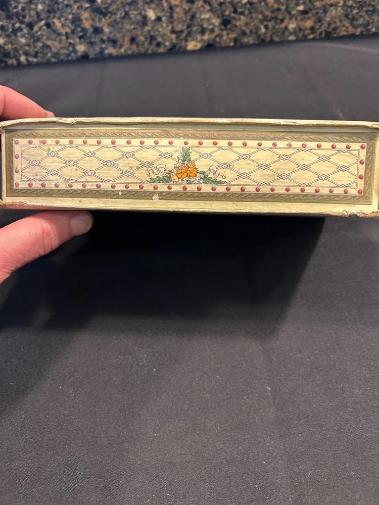 Vintage Norris Chocolate box