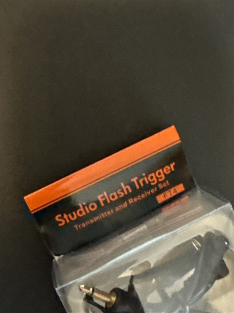 LS Wireless Remote Light Studio Flash Trigger Transmitter & Receiver Set FT4