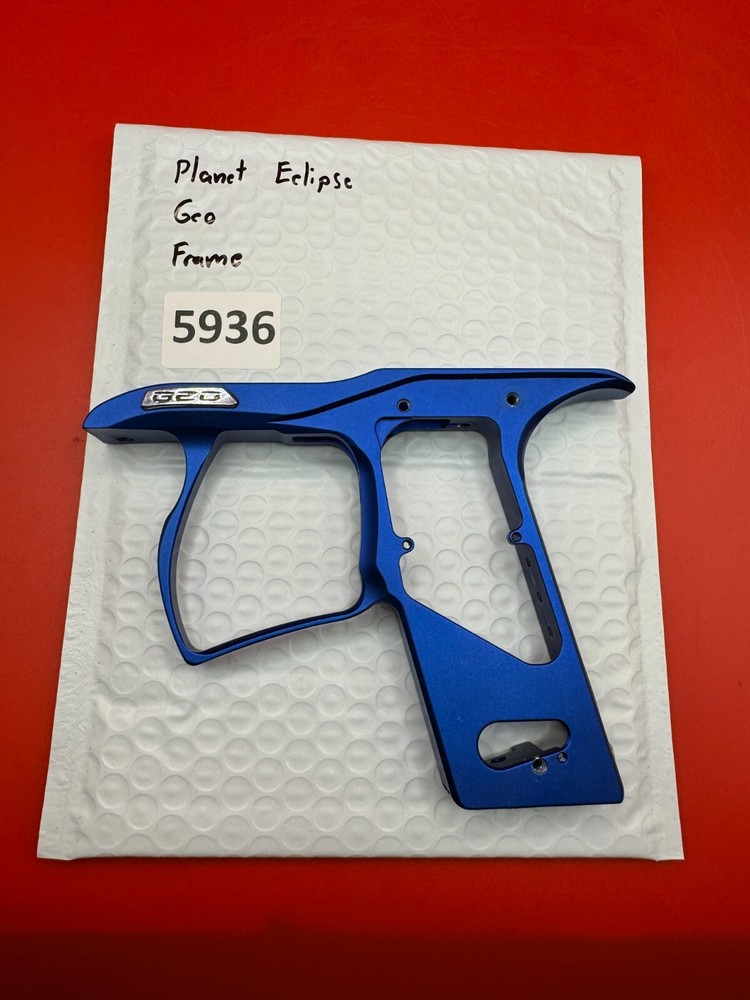 Planet Eclipse Geo Frame