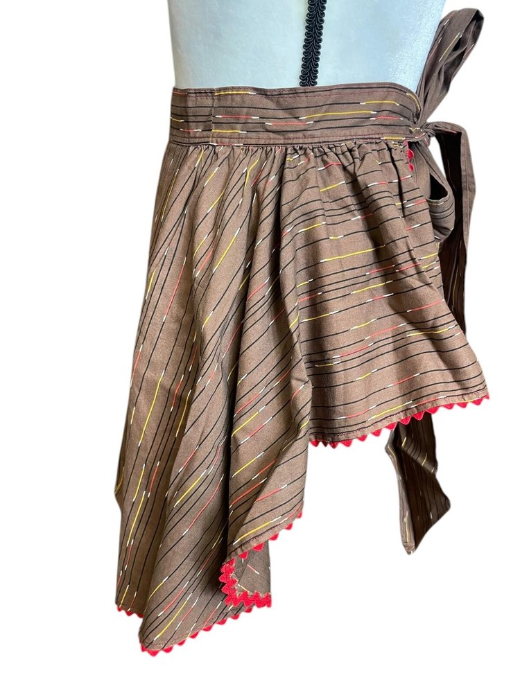 Handmade vintage apron with pocket