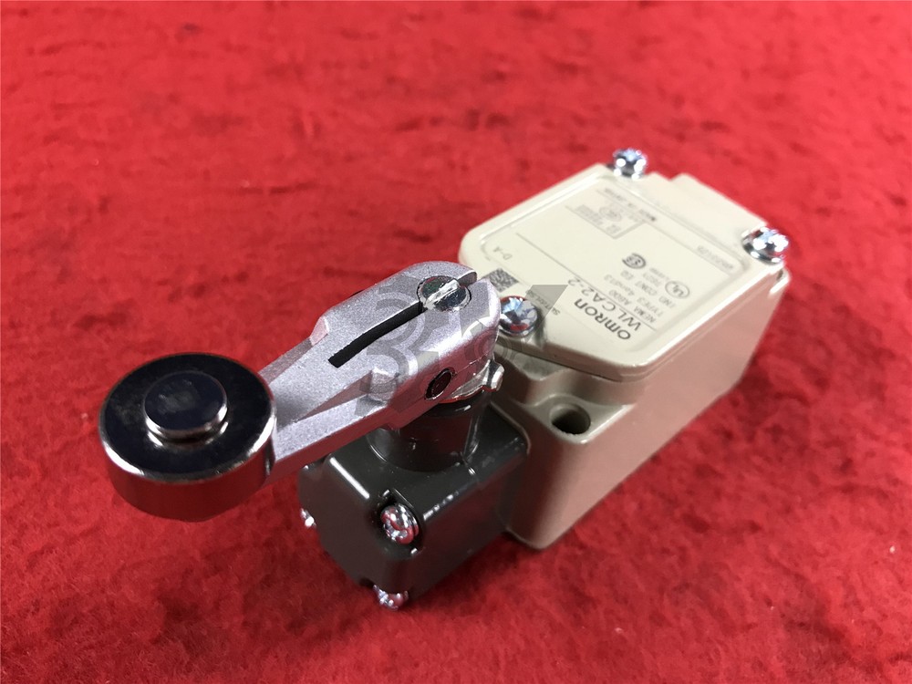 ONE NEW WLCA2-2 WLCA22 OMRON Limit Switch