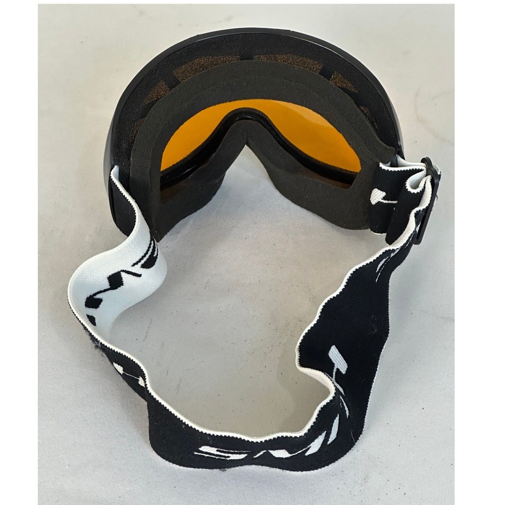 SMITH Ski Snowboard Goggles Black Frames Amber Lenses With Adjustable Strap